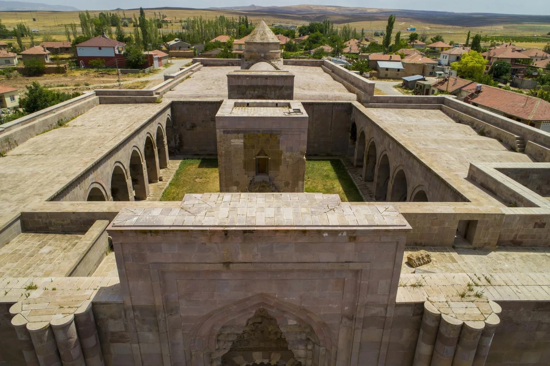 karatayhan caravanserai