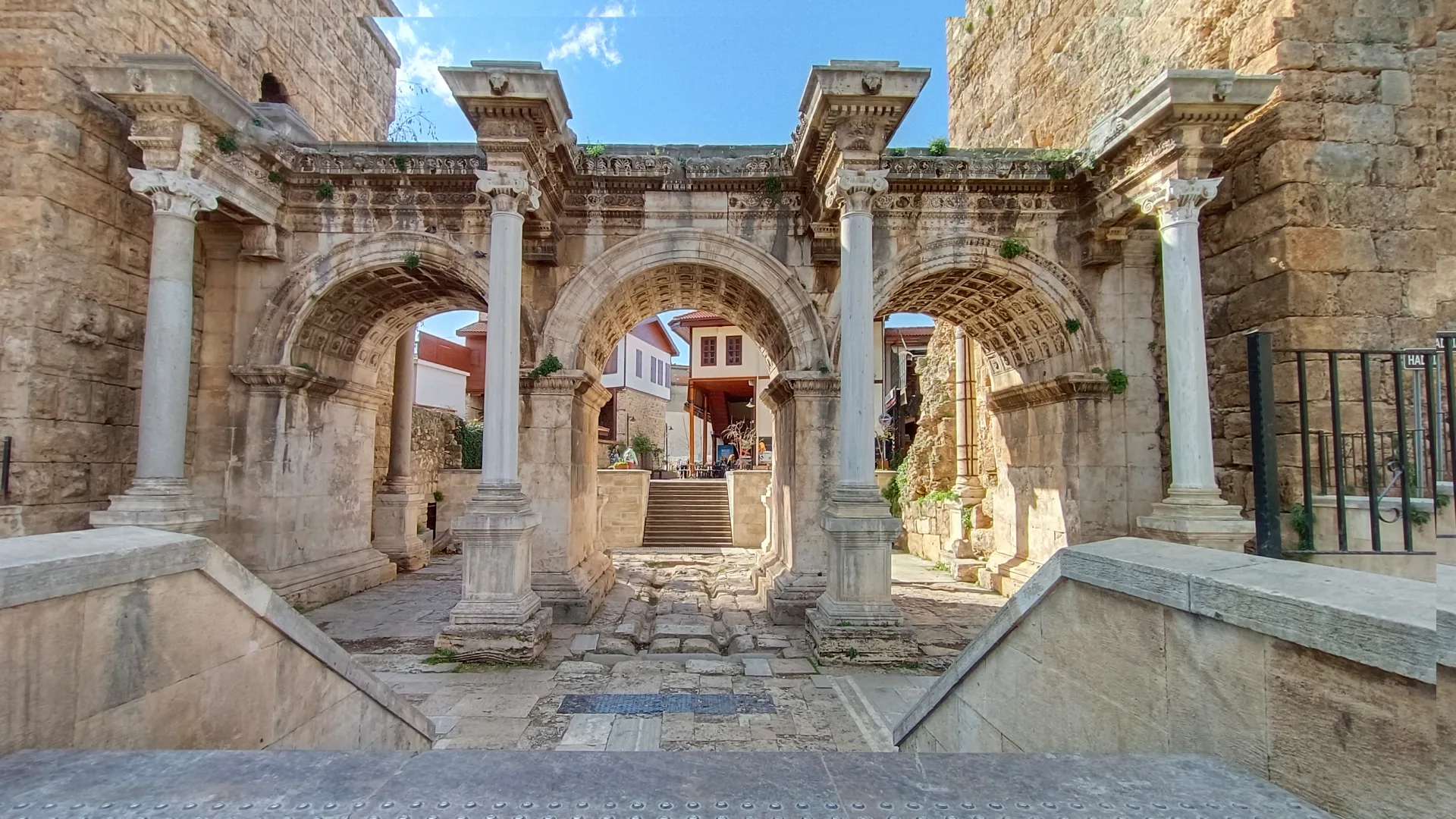 Hadrian's Gate Destination | Farout Turkey