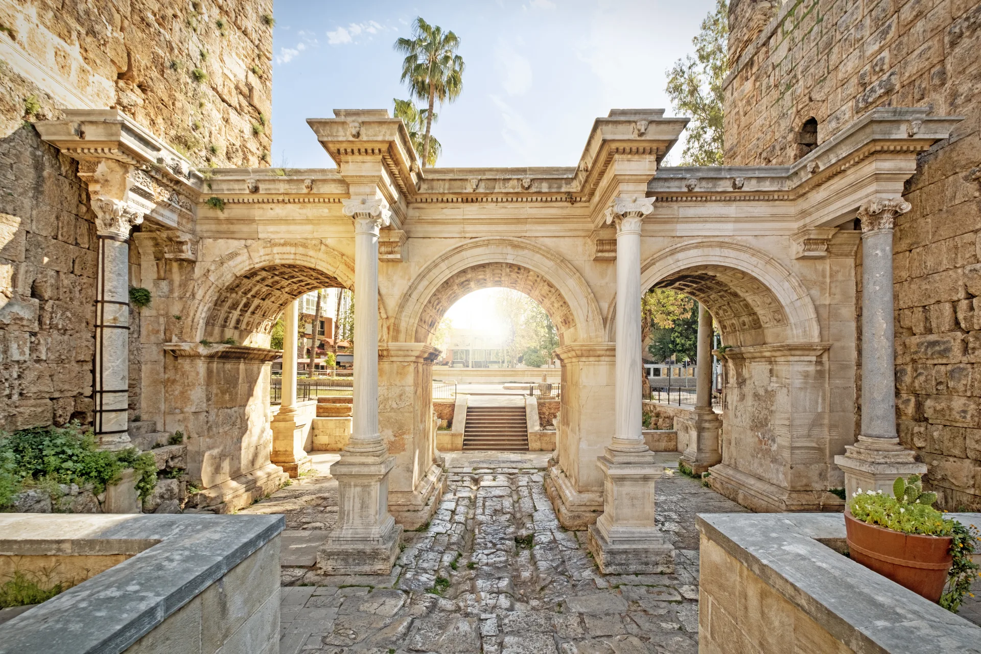 Hadrian's Gate Destination | Farout Turkey