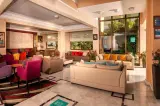 Palm Hotel
