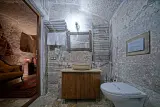 Emit Cave Hotel