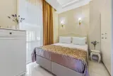 Elegance East Hotel