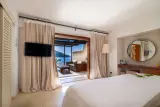 Hillside Beach Club