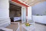 Unique Hotel
